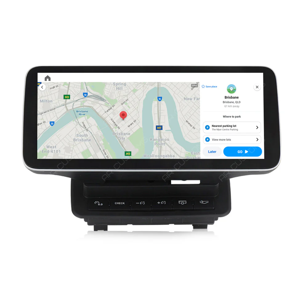 Head Unit Upgrade Installation — Audi Q7 4L 2010-2015 – head unit installation view